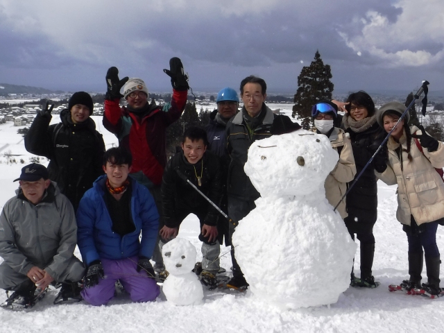 スノートレッキングで冬の里山体験／富山県黒部市愛本地区の取り組み【Đi bộ trong mùa đông vùng nông thôn kinh nghiệm / Toyama địa Kurobe love huyện sáng kiến】