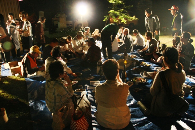 虫送り終了後も、なおらい（食事会）があります