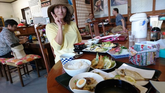 ボリューム満点！おまかせ定食（コーヒー・デザート付き）・川村食堂　春のメニュー